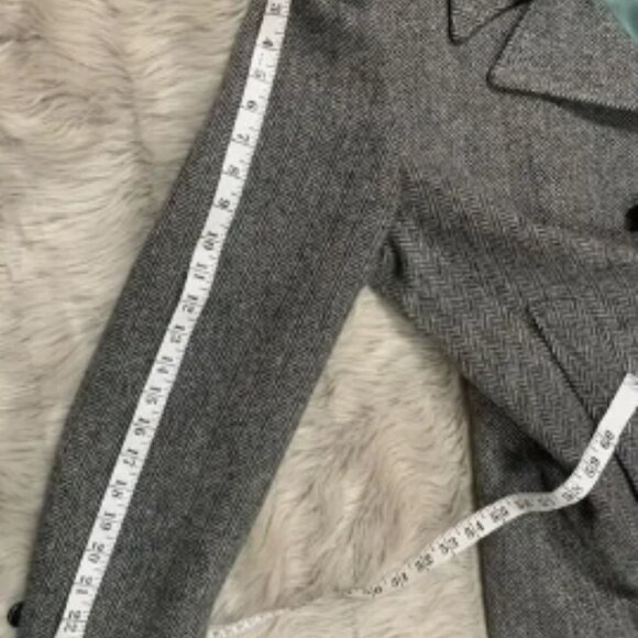 Vintage Men’s Overcoat Herringbone Gray Size 42 - Picture 9 of 9